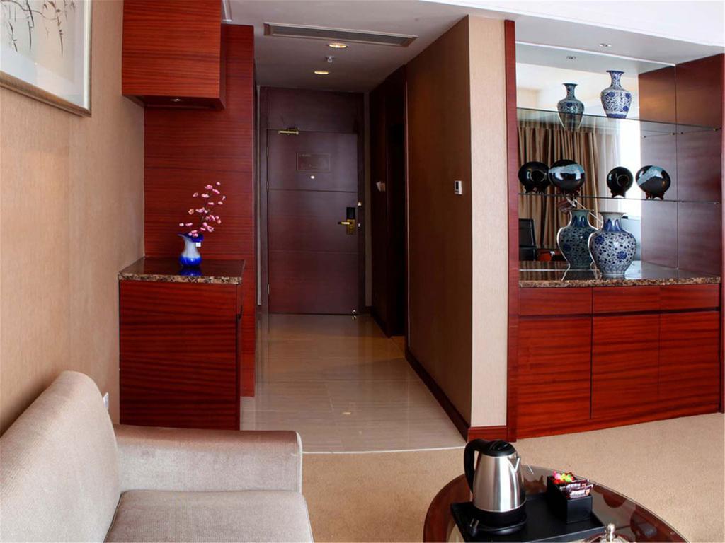 Dalian Furong International Hotel Buitenkant foto