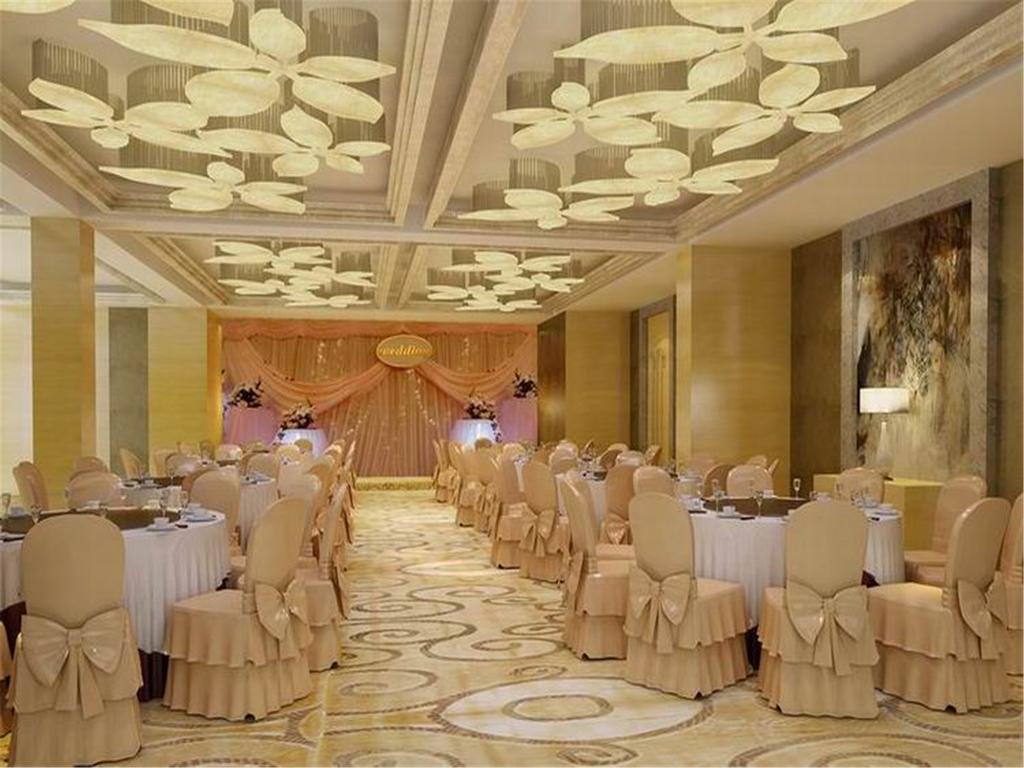 Dalian Furong International Hotel Buitenkant foto