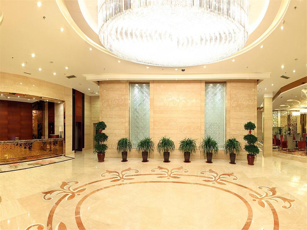 Dalian Furong International Hotel Buitenkant foto